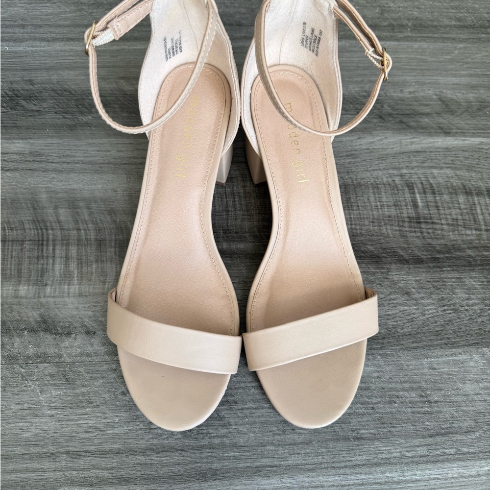 Steve Madden Heels - Nude/Beige